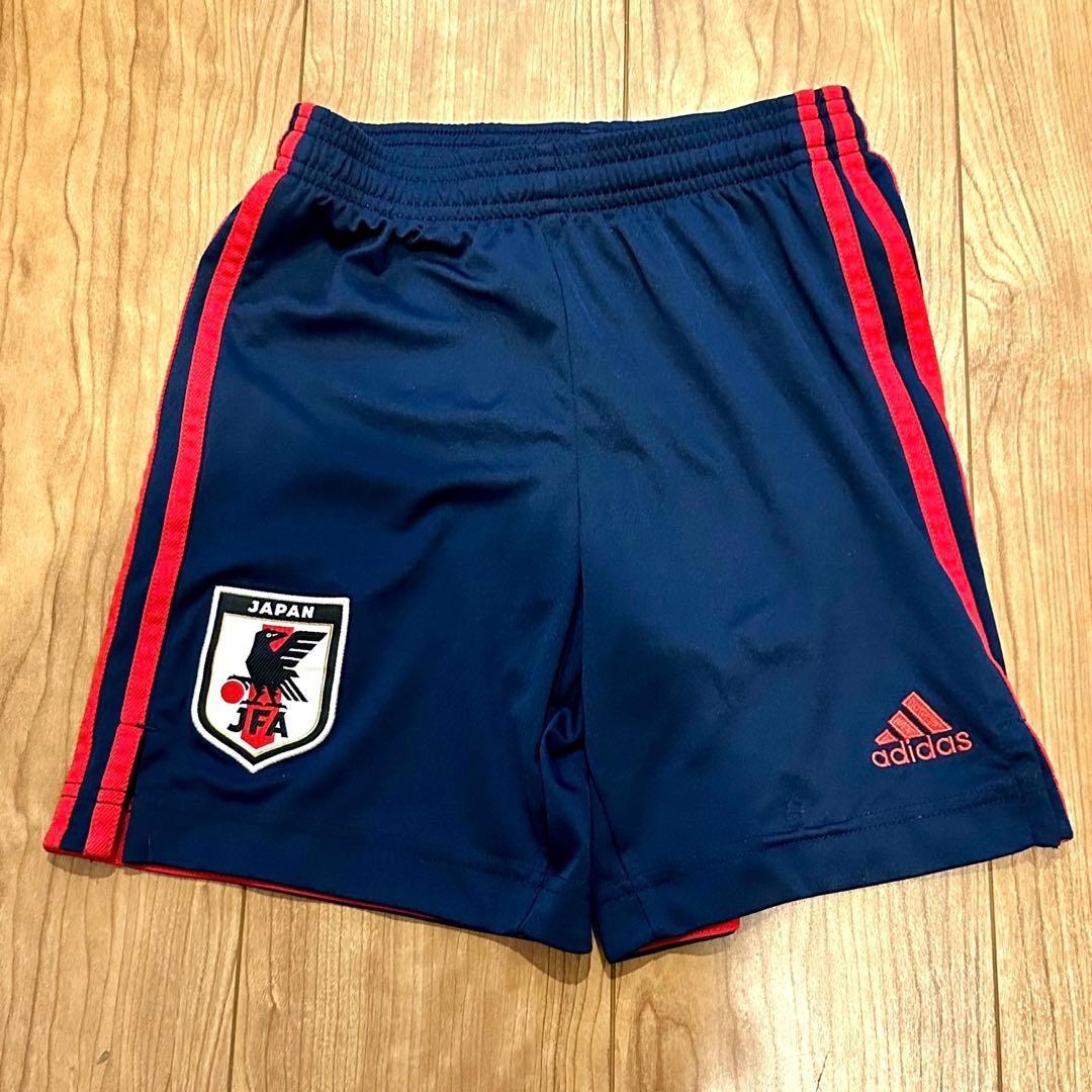 美品‼️2022サッカーW杯 日本代表ユニフォーム #8 140サイズ　堂安律