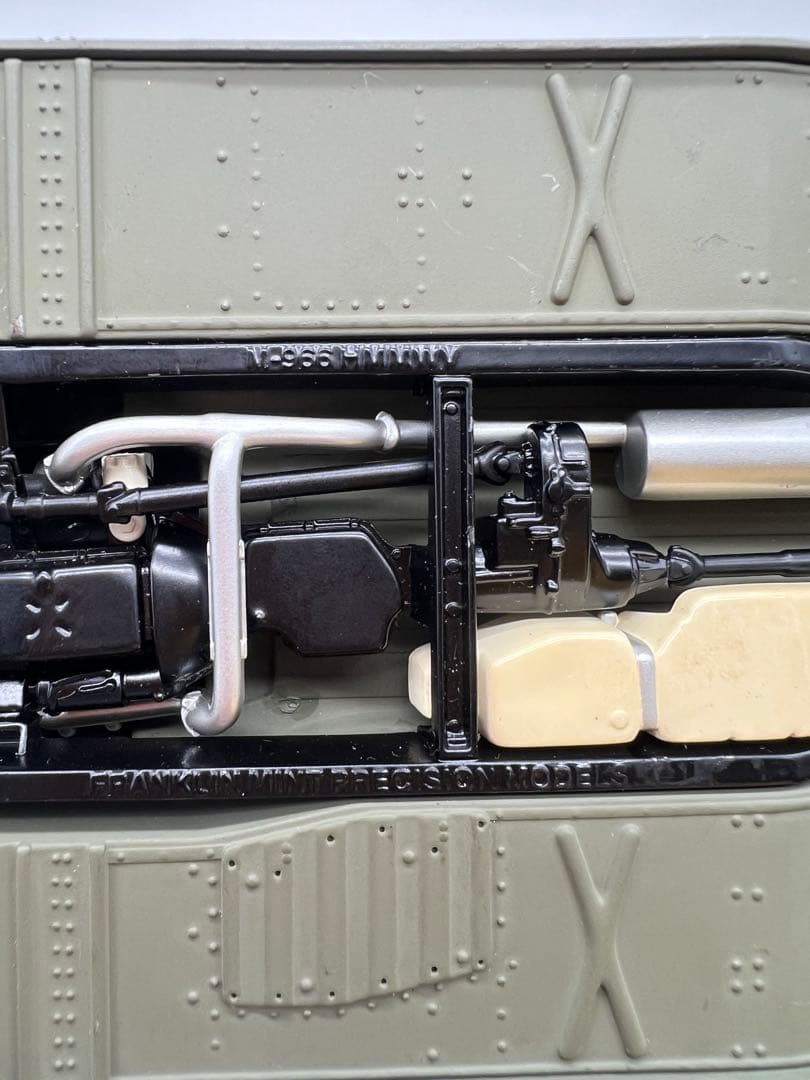 No437 ジャンクミニカー FRANKLIN MINT M-966 HMMWV