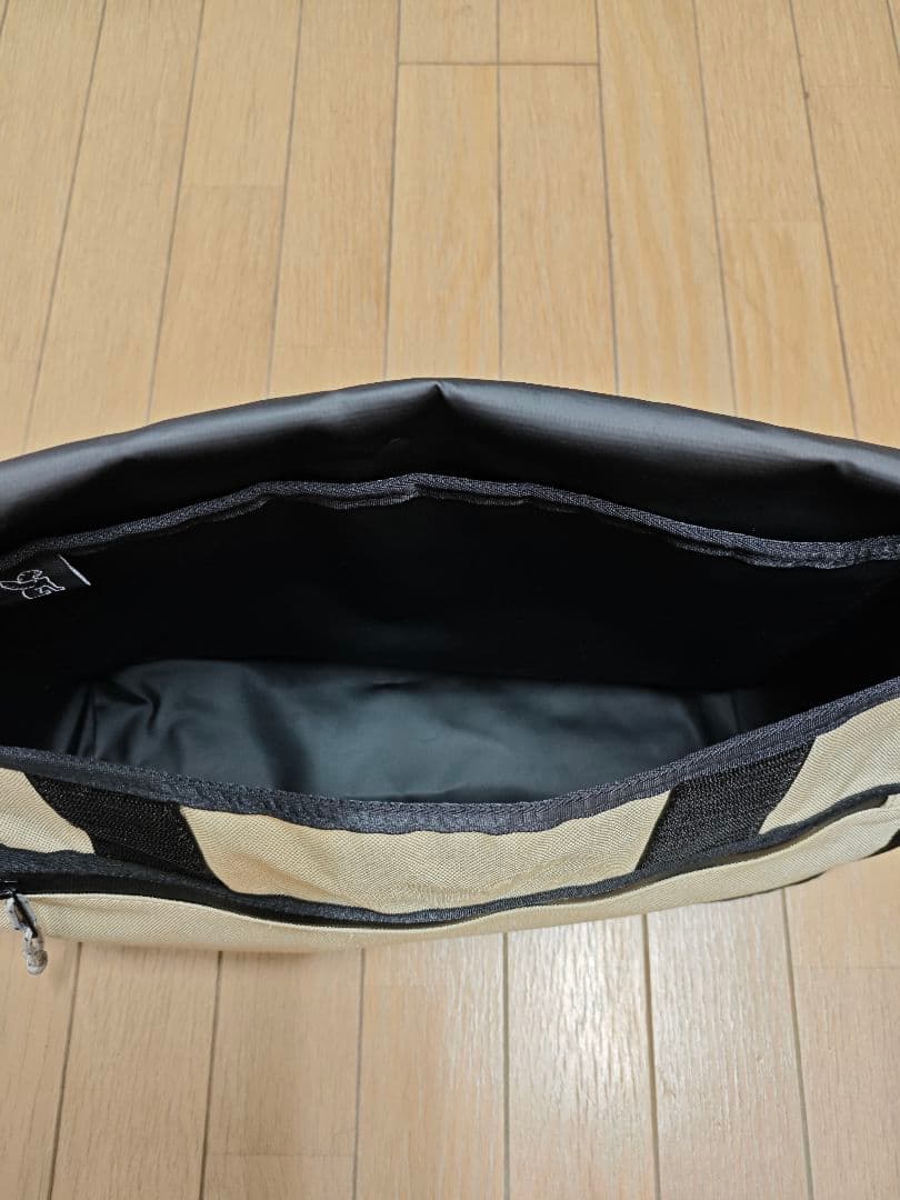 アクセサリー CHROME Simple Messenger 12L