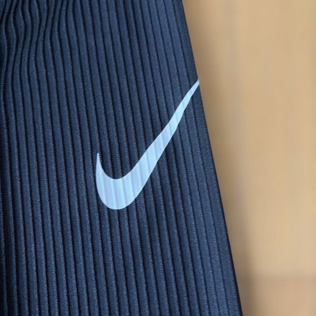 町*田様 NIKE エアロスイフト　ロングタイツS