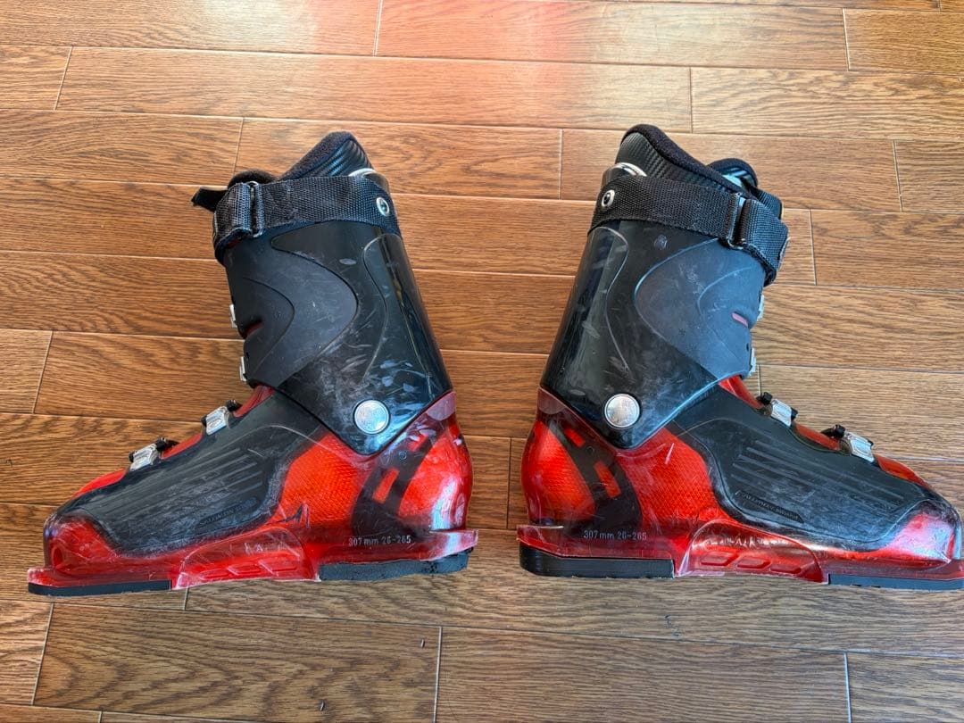 ま*る様 《送料無料》スキーブーツ SALOMON FALCON XT 26cm