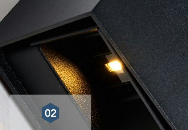 LED ウォールライト 屋内および屋外での使用 調整可能なビーム角度 2個入2