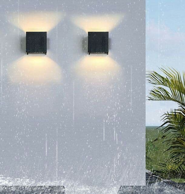 LED ウォールライト 屋内および屋外での使用 調整可能なビーム角度 2個入2