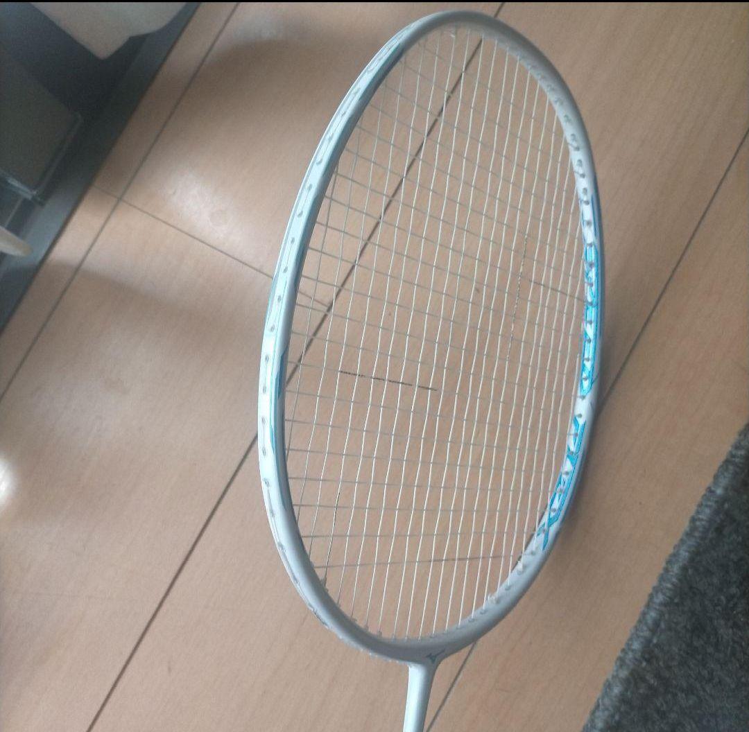 [美品]ミズノスピードフレックス55　バドミントンラケット　初心者