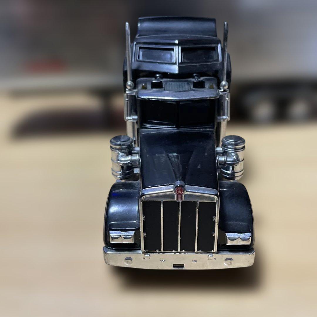 トレーラー　ミニカー