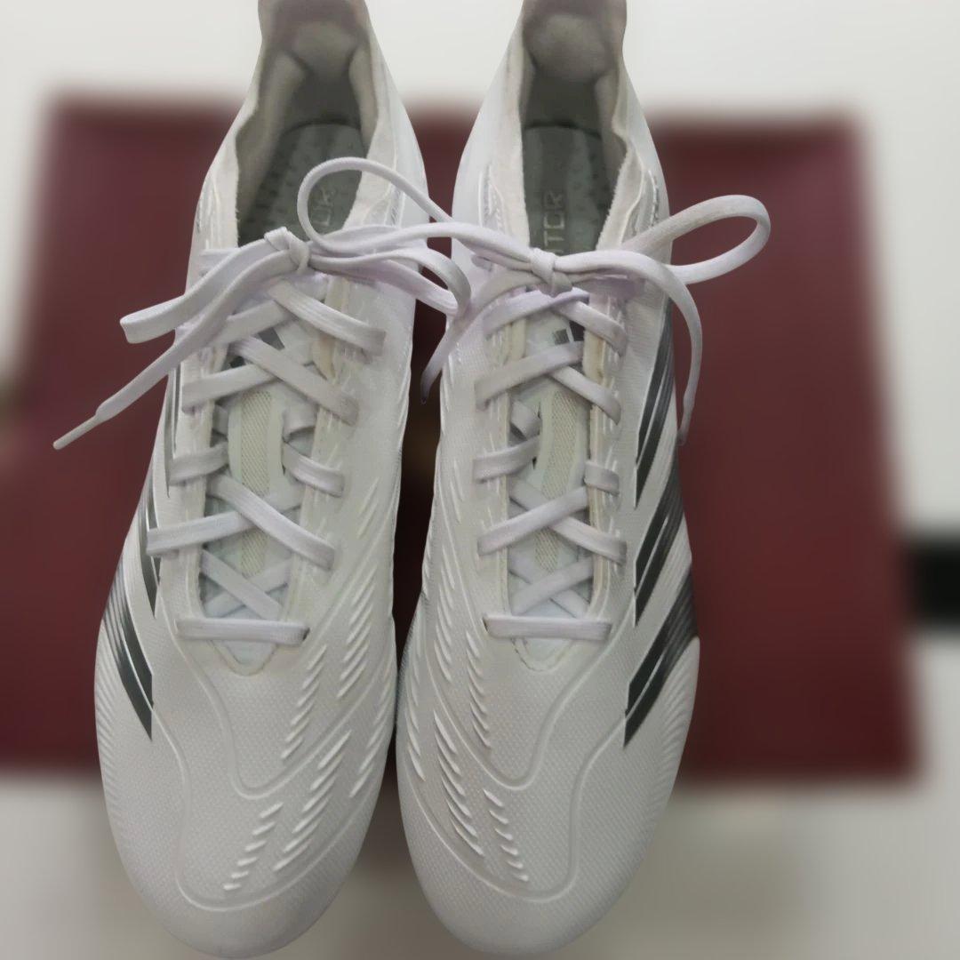 Adidas Predator ホワイト スパイク27.5サイズ