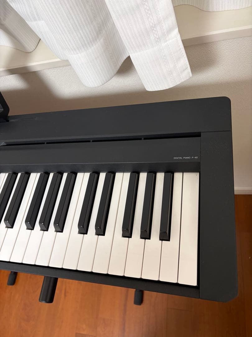 【美品】　送料無料　Yamaha　電子ピアノ　P-45B