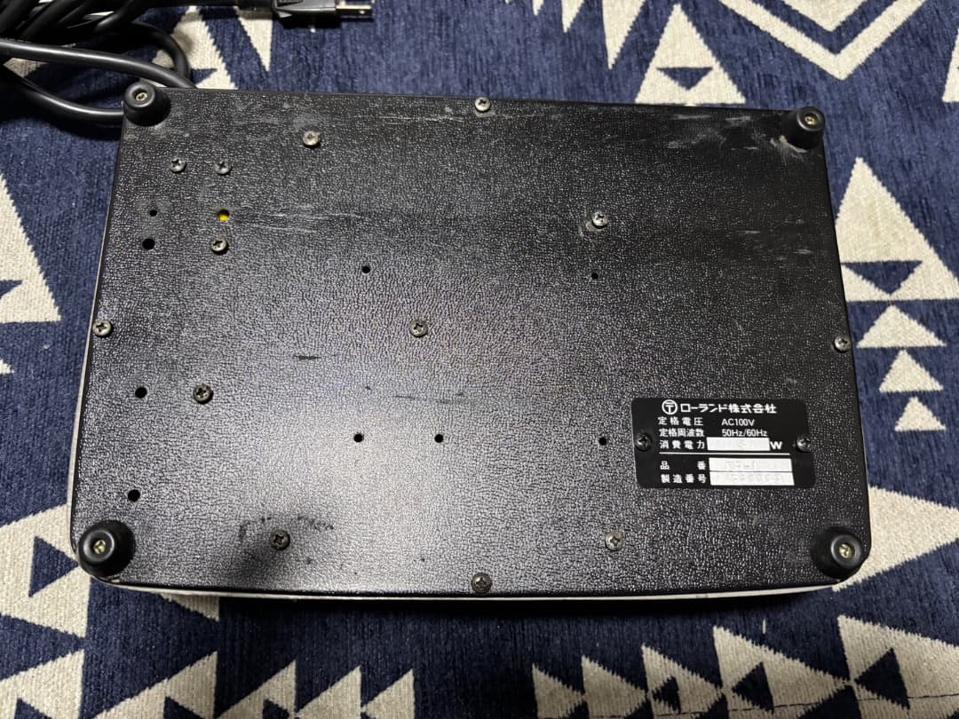ギター BOSS CE-1