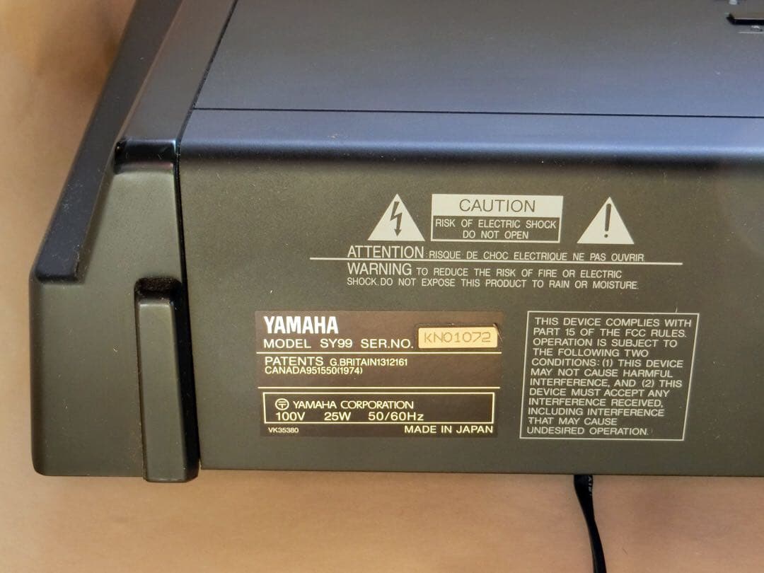 YAMAHA SY99 76鍵シンセサイザー FM ＋ PCM