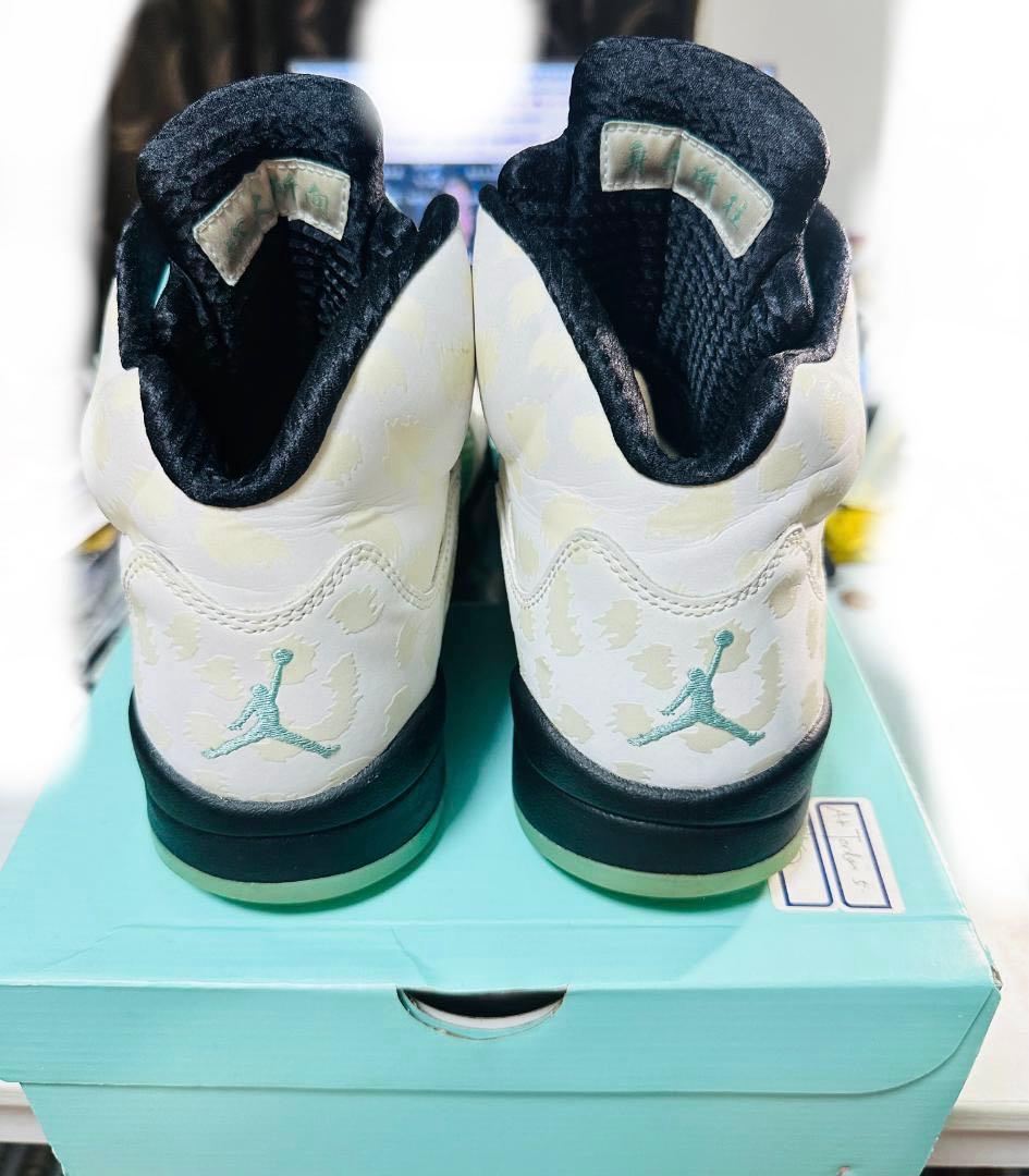AIR JORDAN 5 ティファニーブルー＆ホワイト NIKEアプリ購入
