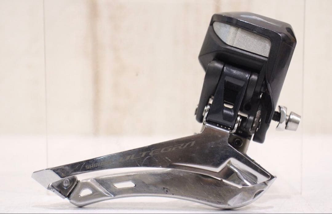 SHIMANO R8070 ULTEGRA 2x11s Di2 油圧式ブレーキ