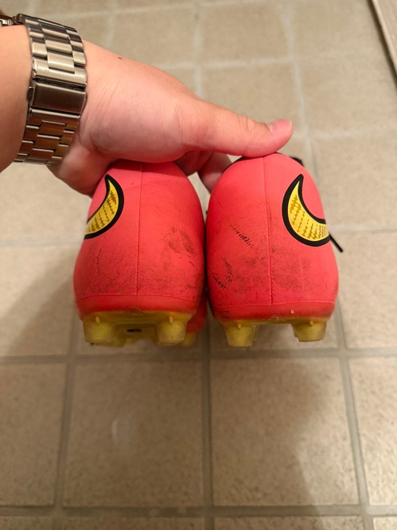 NIKEハイパーヴェノム サッカースパイク