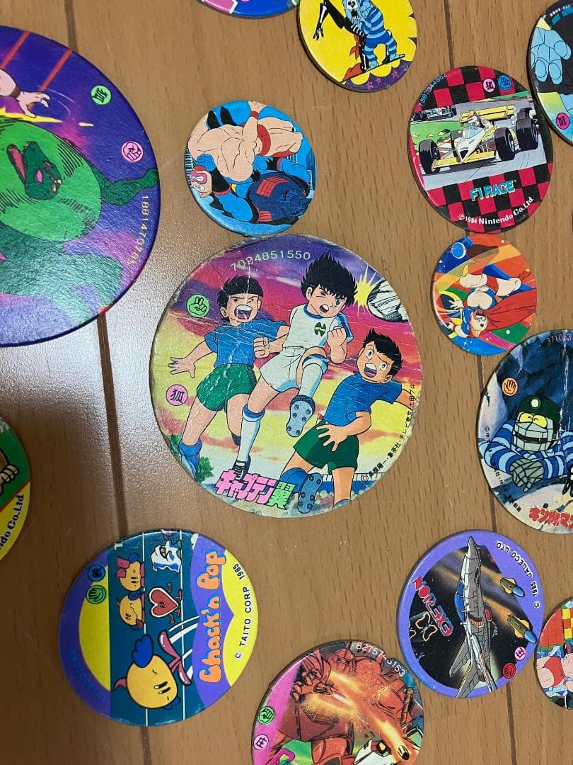 昭和レトロ キン肉マン、ファミコン、ガンダム等丸メンコ 76個セット 当時物