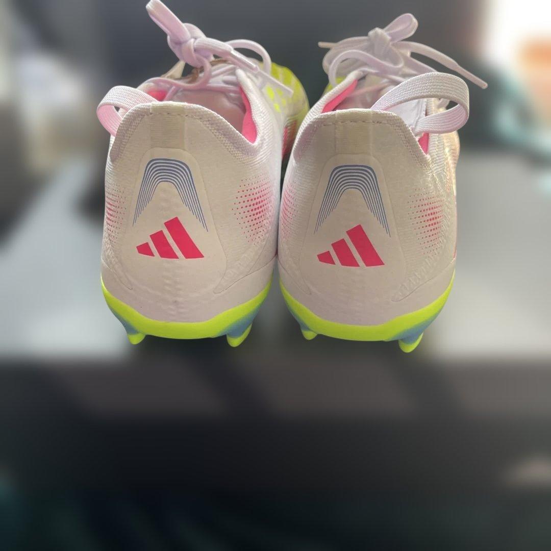 新品adidasPredatorPRO FT HGAG サッカースパイク 27㎝