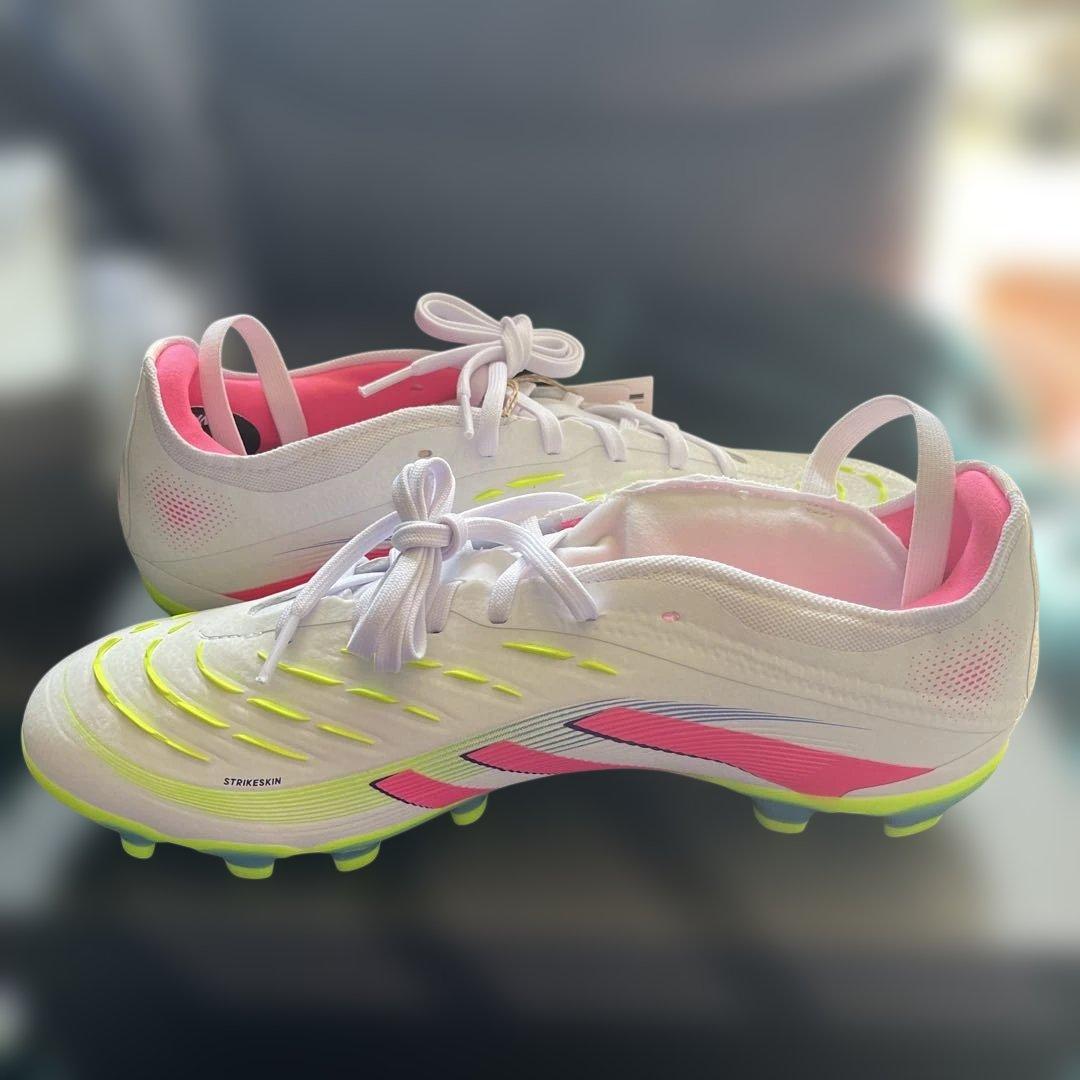 新品adidasPredatorPRO FT HGAG サッカースパイク 27㎝