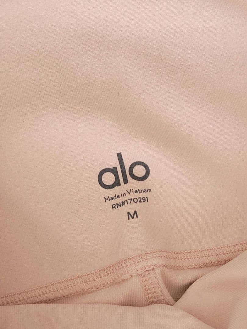 【未使用タグ付き】Alo yoga アローヨガ レギンス ヨガパンツ ピンク