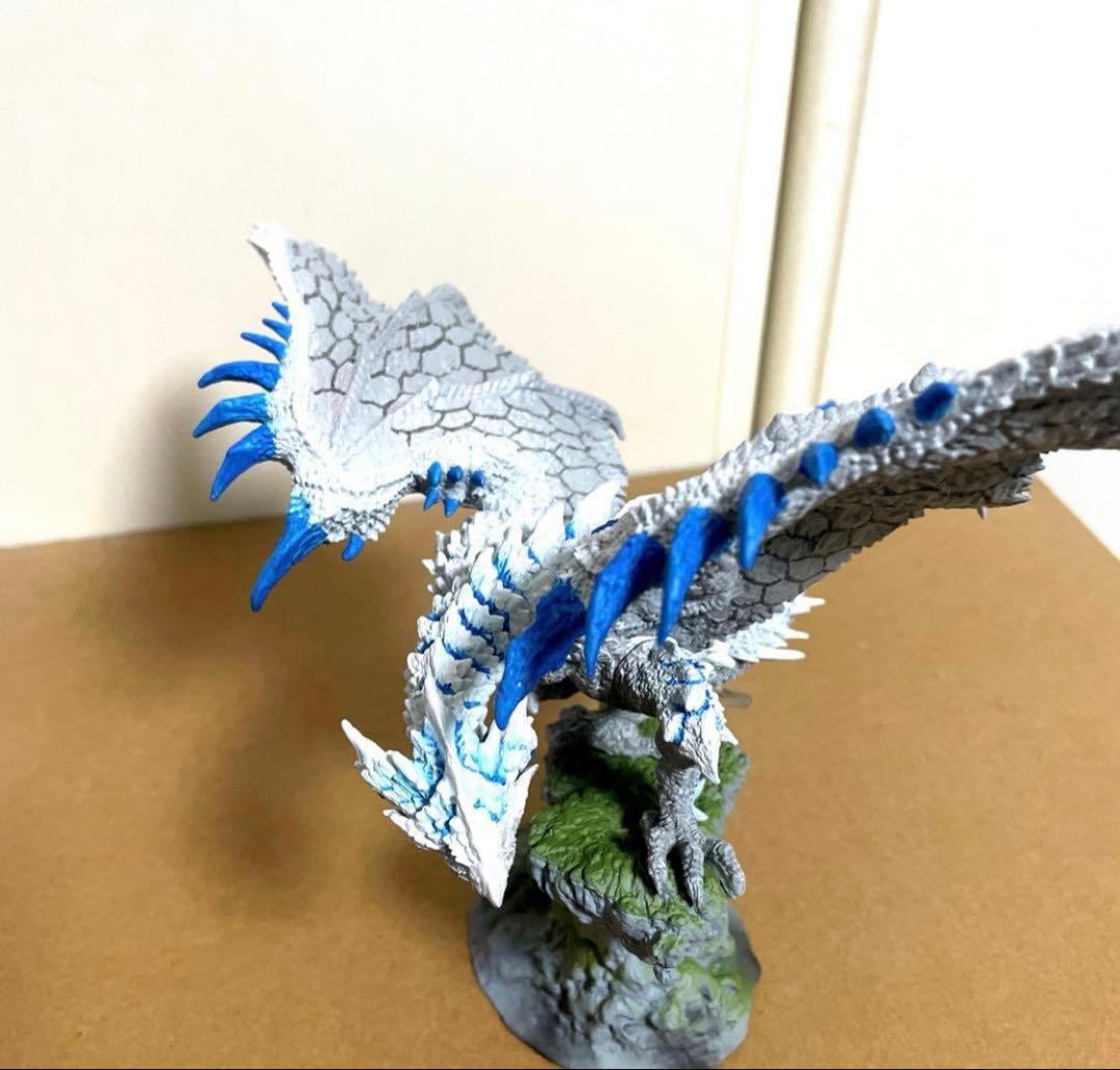 ゼルレウス　クリエイターズモデル　モンスターハンター　モンハン　フィギュア