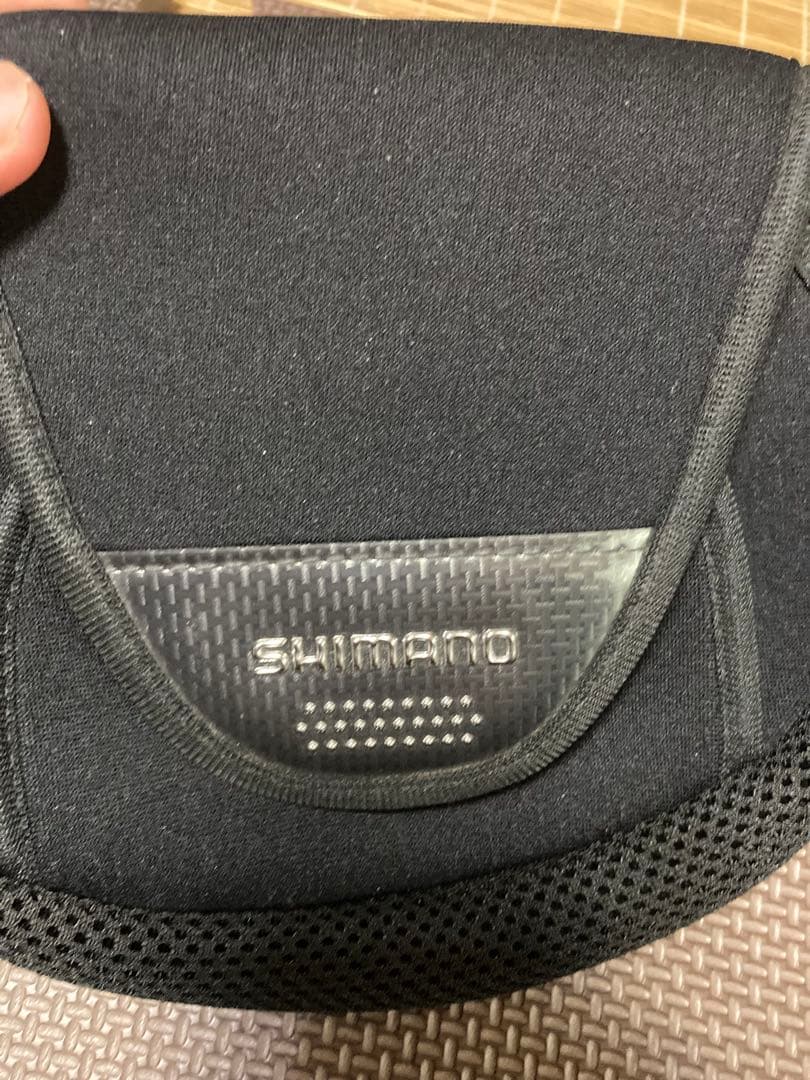 SHIMANO ブラックキャップ サングラス　リールケースセット