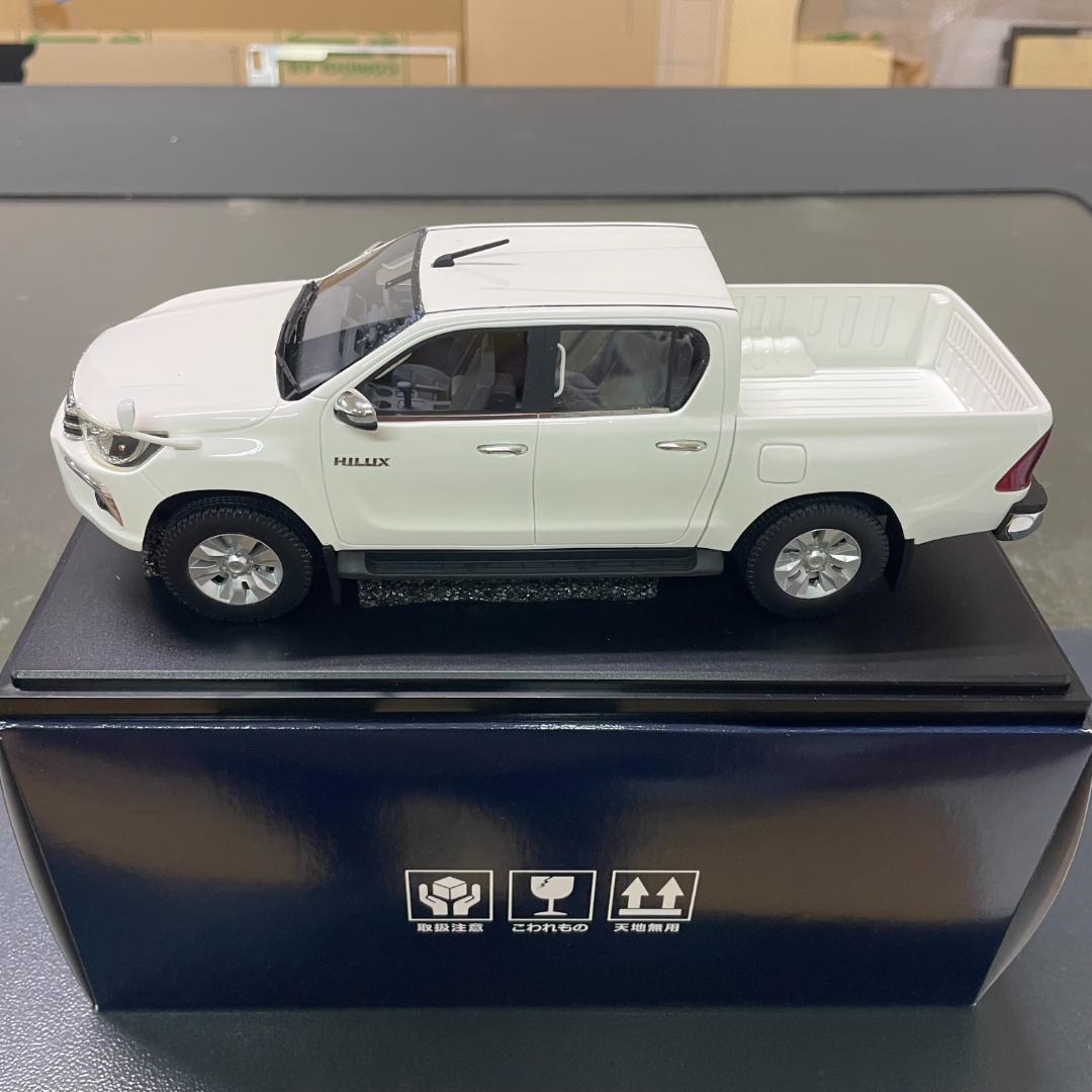 ハイストーリー HS2411WH 1/24 トヨタ ハイラックス Z ホワイト