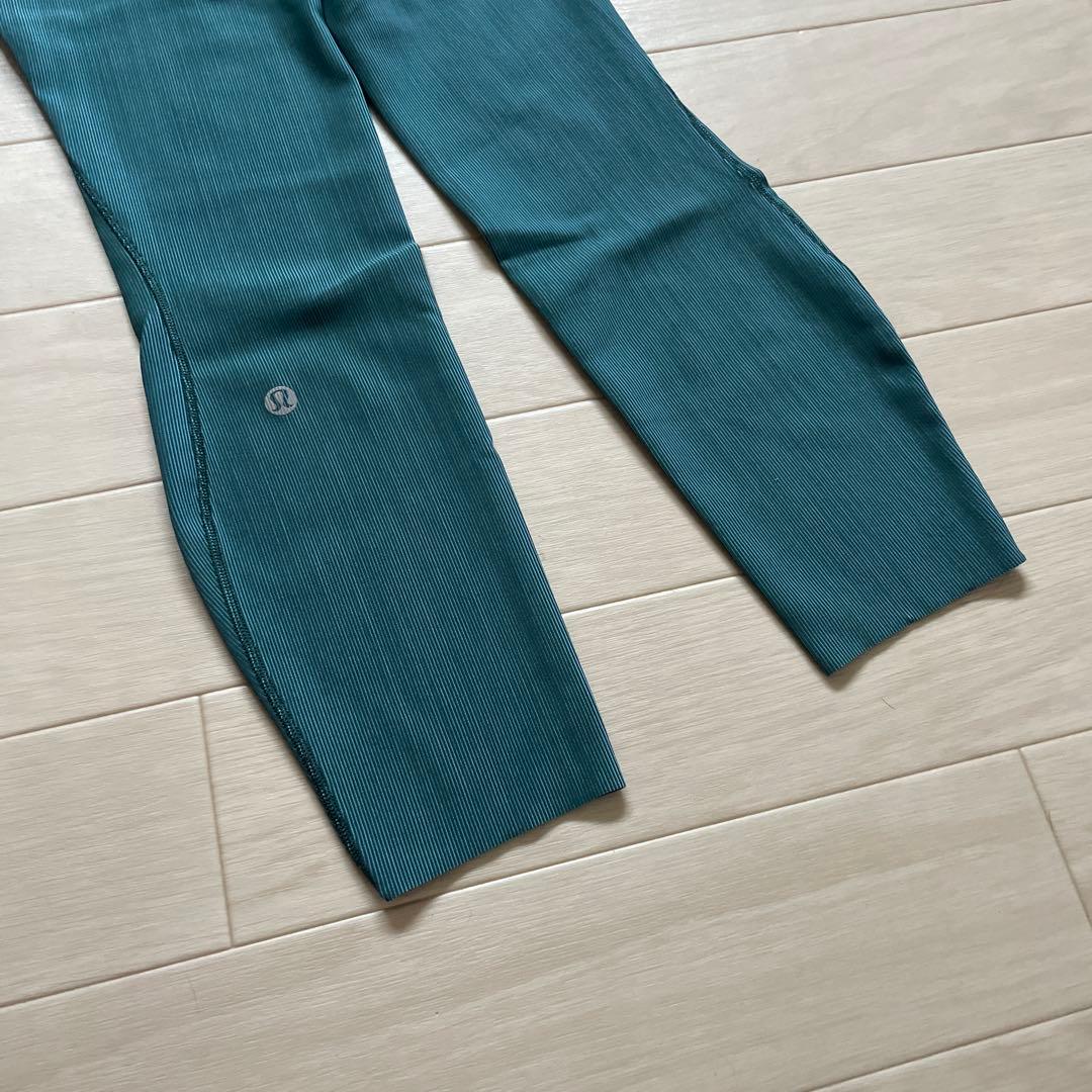Lululemon リブ編みハイウエストヨガパンツ