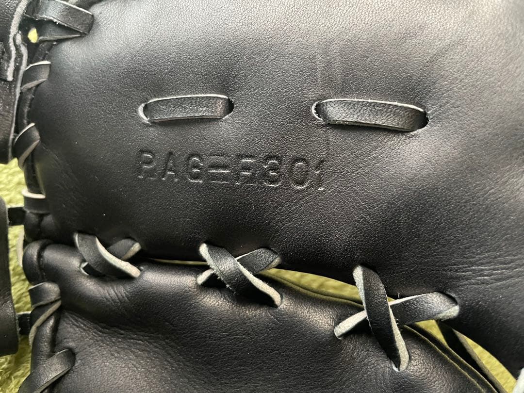 ハイゴールド　硬式ファーストミット　PAG-F301