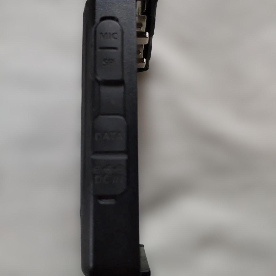 ICOM ID-31PLUS UHFトランシーバー 車載充電器付き