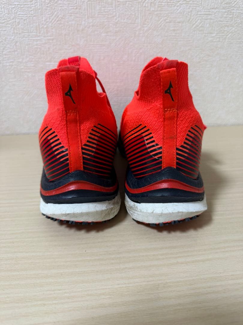 ミズノ　ランニングシューズ　ウェーブデュエルネオ　27