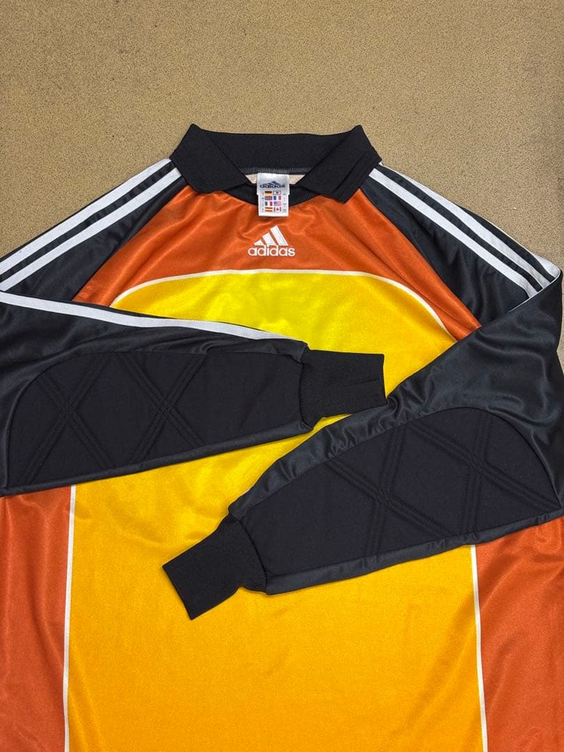 90s00s y2k adidas サッカーシャツ ゴールキーパー　オレンジ