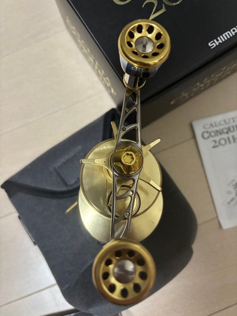 リール SHIMANO CALCUTTA CONQUEST 201HG