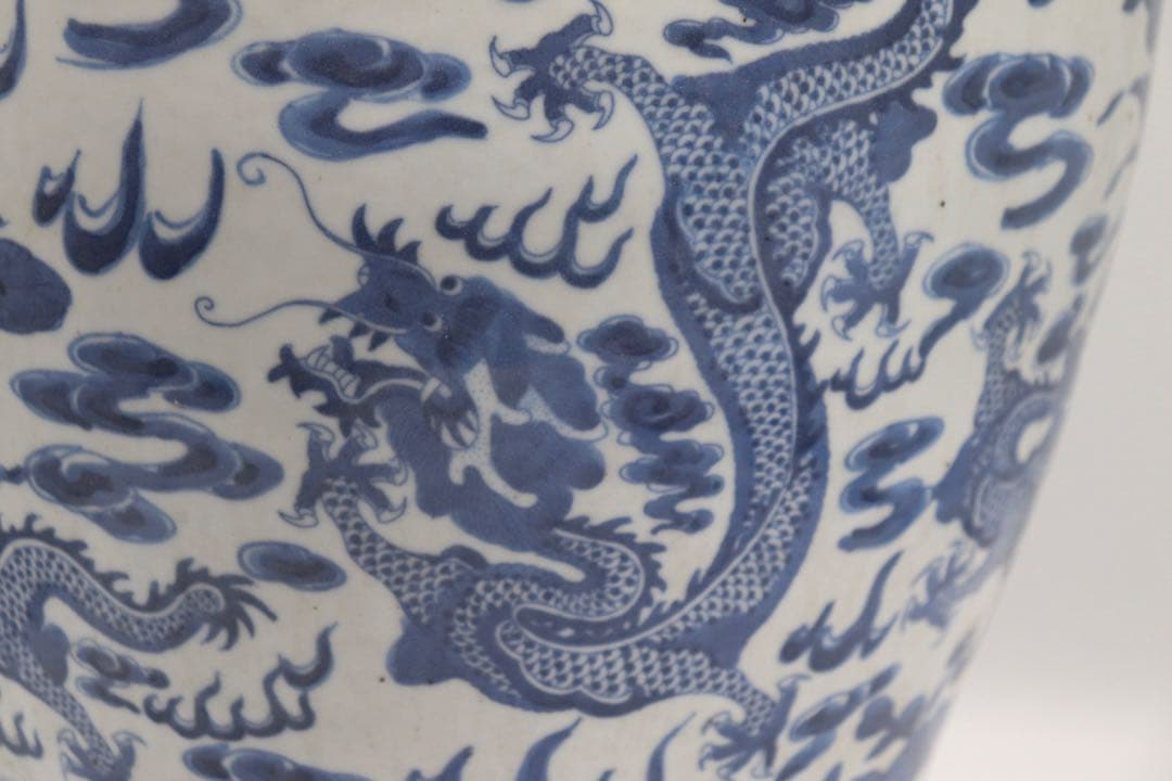 中国　染付　乾隆年製　龍紋大瓶　高さ約45.5cm 送料込み250723