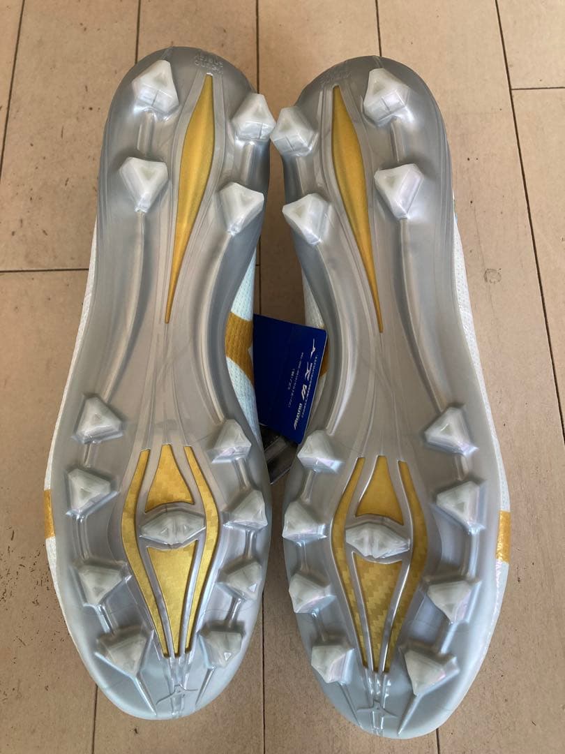ミズノα3JFジャパン 26.5㎝　新品。