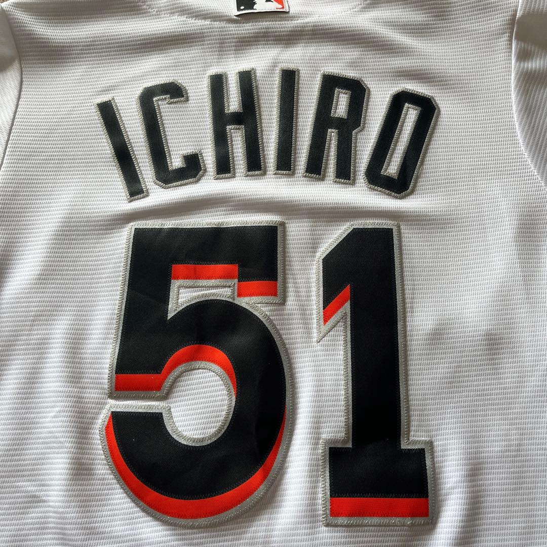 イチロー 51 マイアミマーリンズ　レプリカユニホーム　（おまけ付き）
