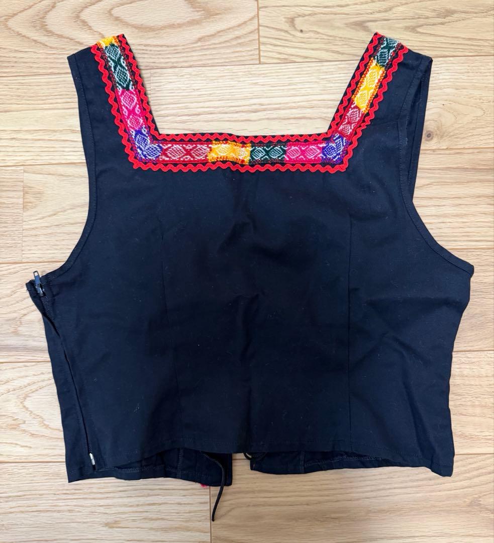 美品　フォークダンス　衣装　セットアップ　サコッシュ付