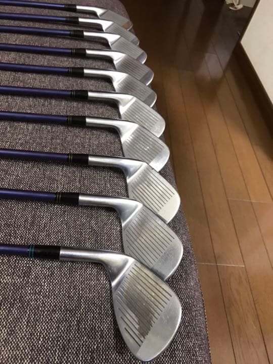 ジャンボ尾崎ゴルフクラブJ’sチタンマッスル限定版 HM-80 10本セット販売