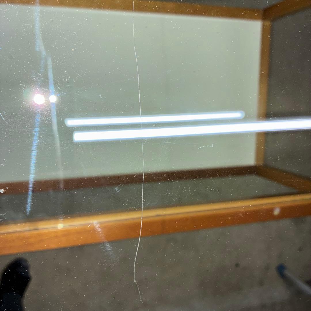 木製ディスプレイラック ガラス棚 （引き取り限定でお願いします。）