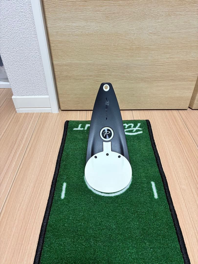 PuttOUT プレッシャーパッティングトレーナー
