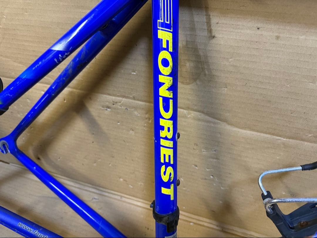 FONDRIEST フォンドリエスト　ロードバイクアルミフレーム　イタリア製