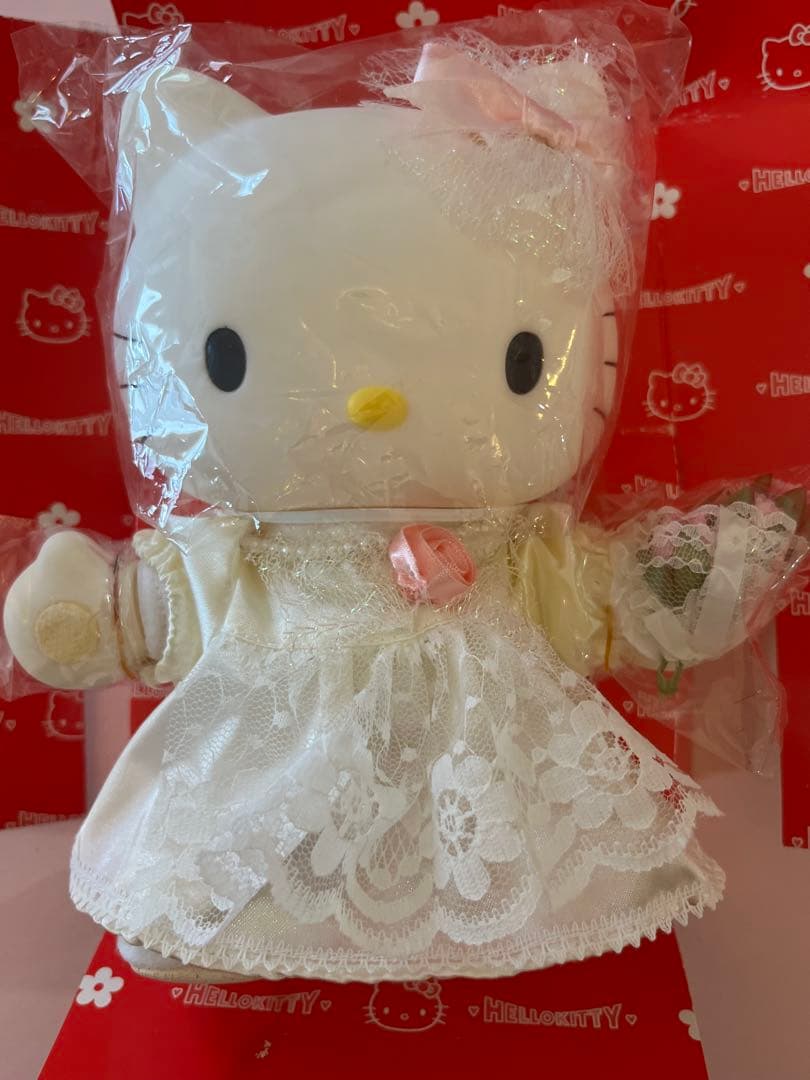 【新品未使用品未開封】ハローキティ きせかえドール