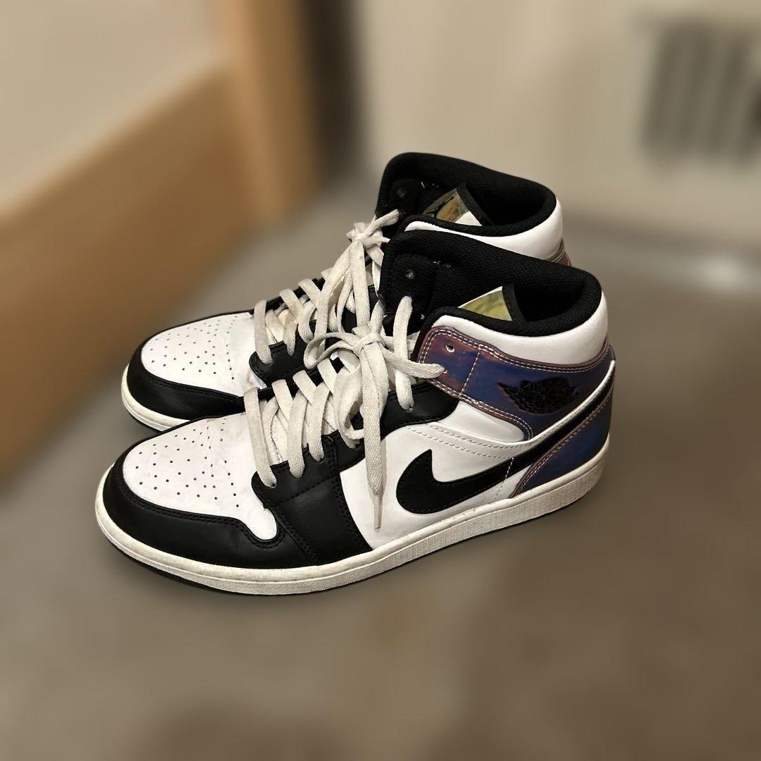 【NIKE】ハイカットスニーカー