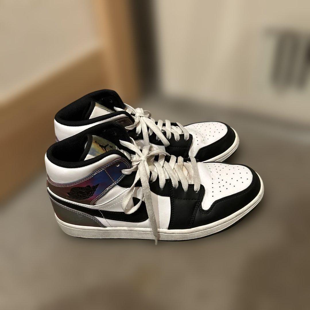 【NIKE】ハイカットスニーカー