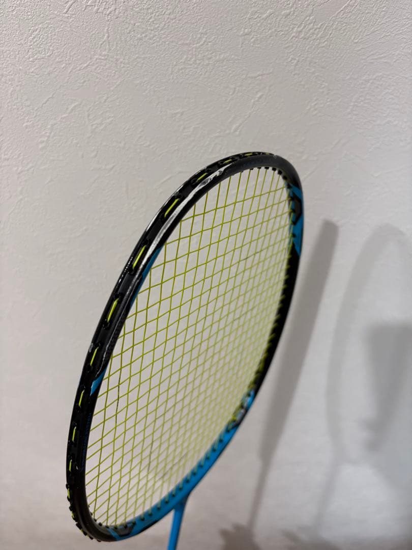 バドミントンラケット VOLTRIC1DG