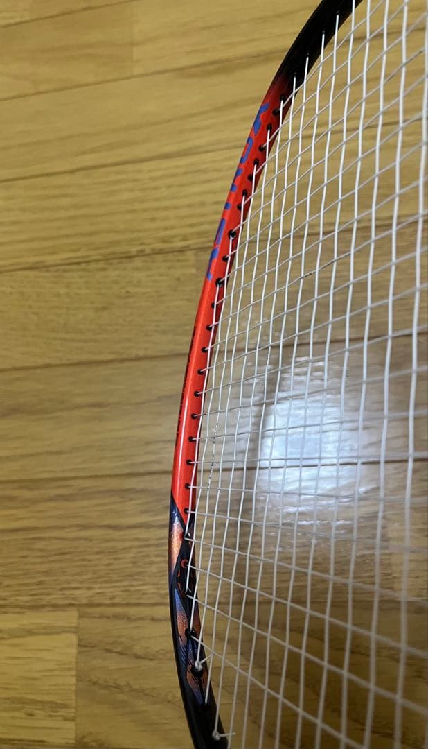 【美品】YONEX バドミントンラケット アストロクス77PRO 4ug5
