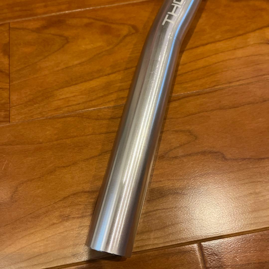 THOMSON シートポスト 27.2 x 250 セットバック シルバー