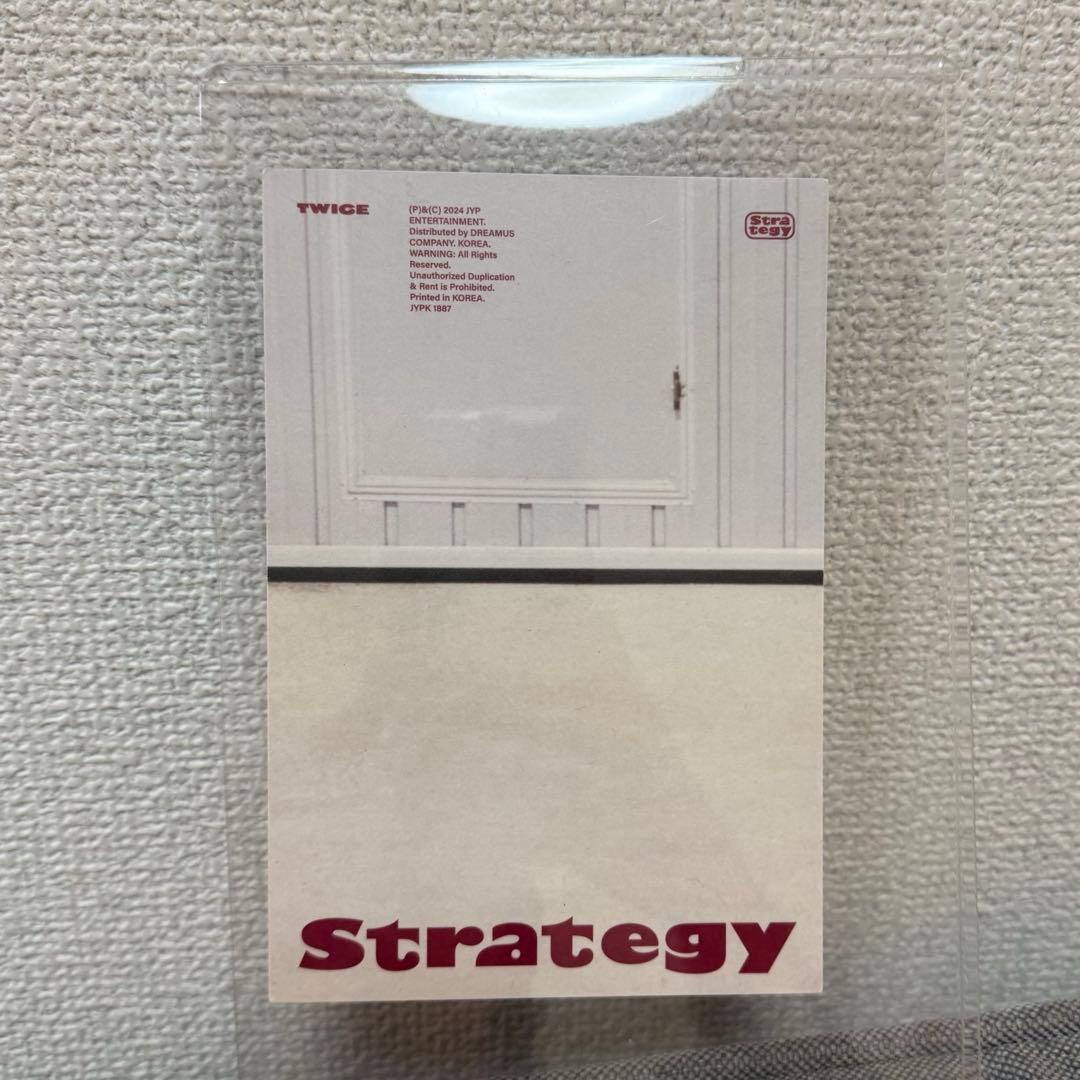 TWICE ジヒョ Strategy US限定 直筆サイン