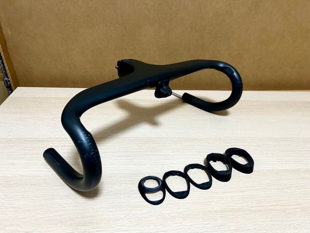 ボントレガー Aeolus RSL 400-80カーボン ステム一体型ハンドル