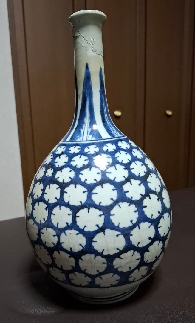 時代物 仙台藩御用窯　切込焼 染付花冠文大徳利　口部、首部補修あり