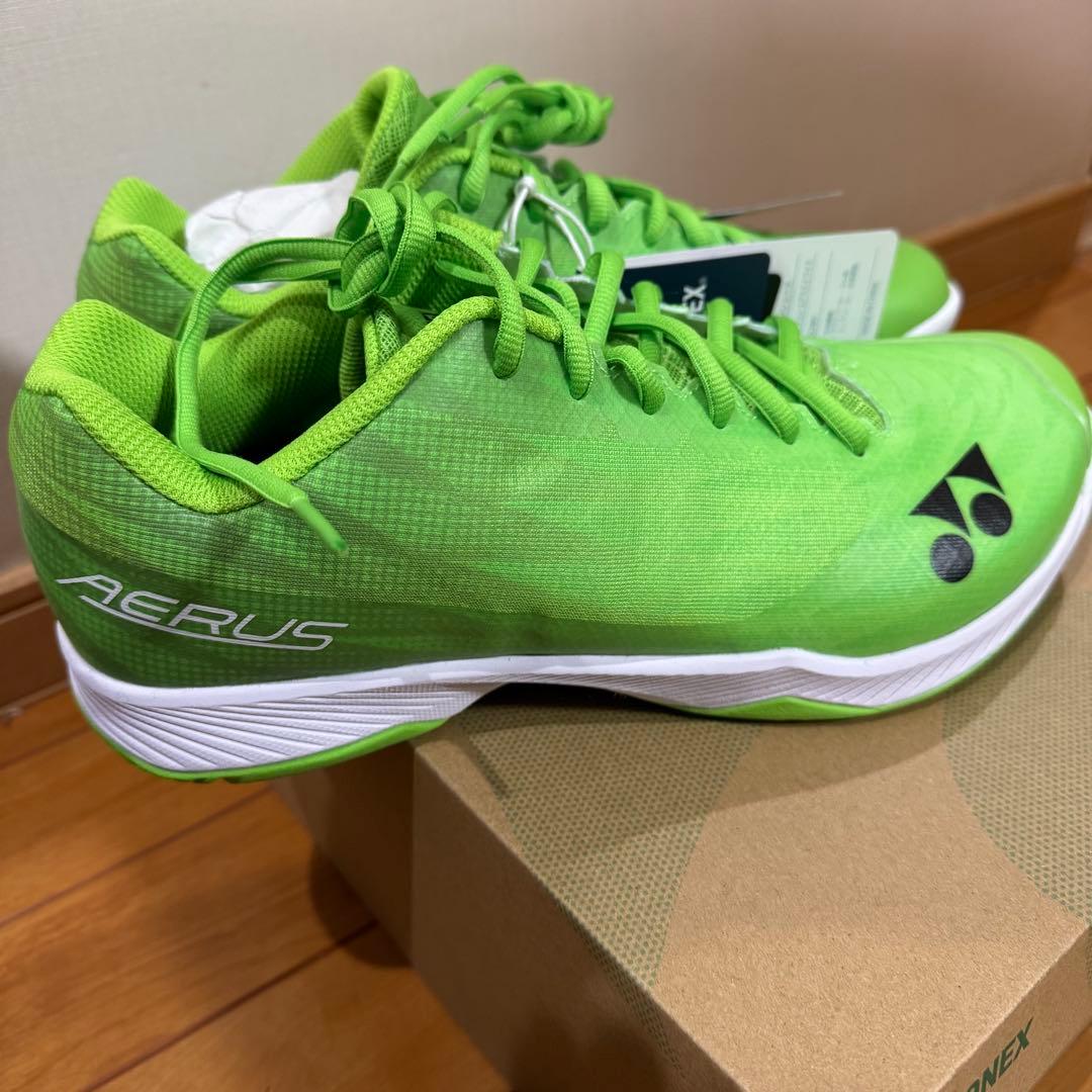 限定品　SHBAZ2WY YONEX ヨネックス 26.5cm バドミントン
