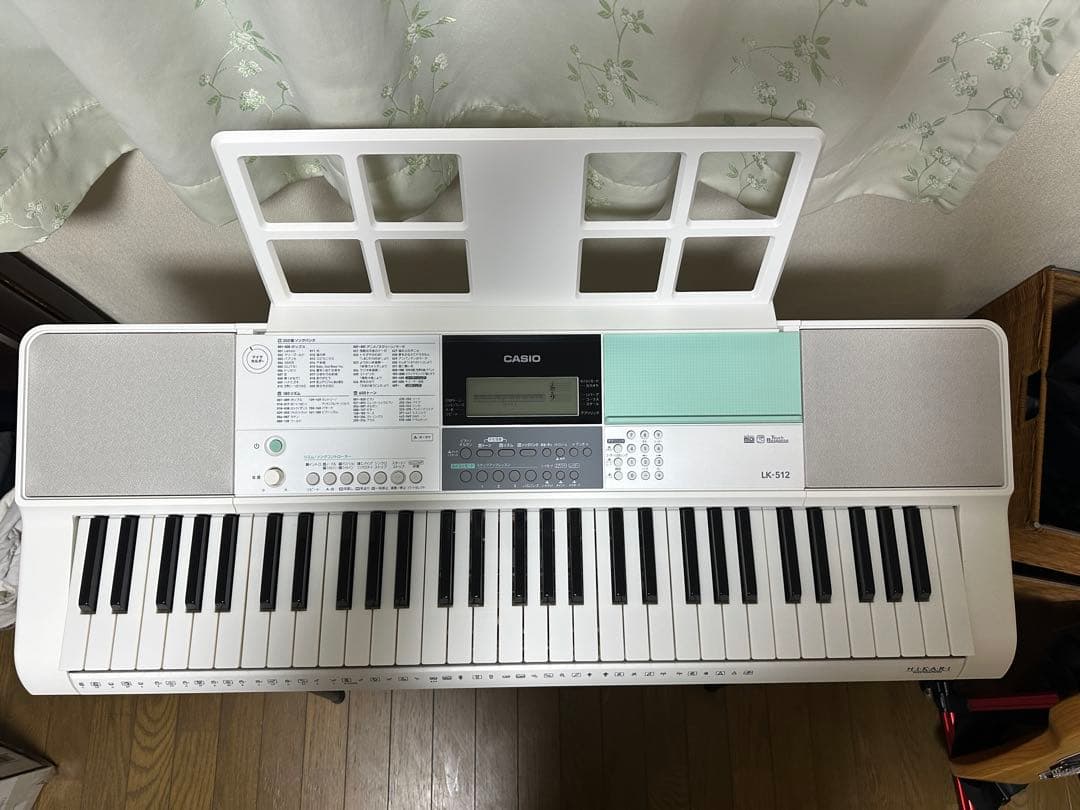 電子ピアノ　CASIO LK-512 脚付き　マイク付き