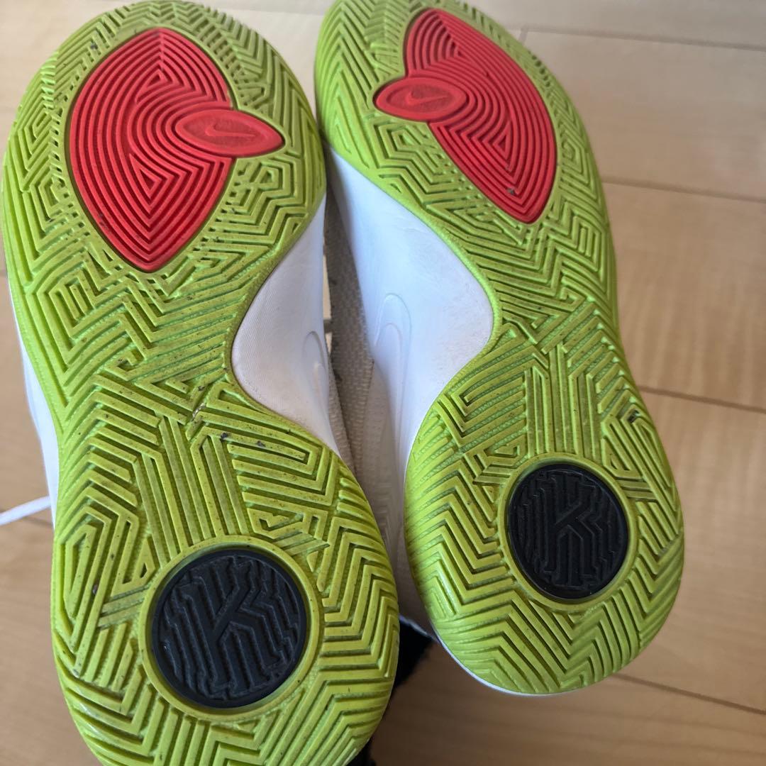 Nike Kyrie 7 バスケットボールシューズ