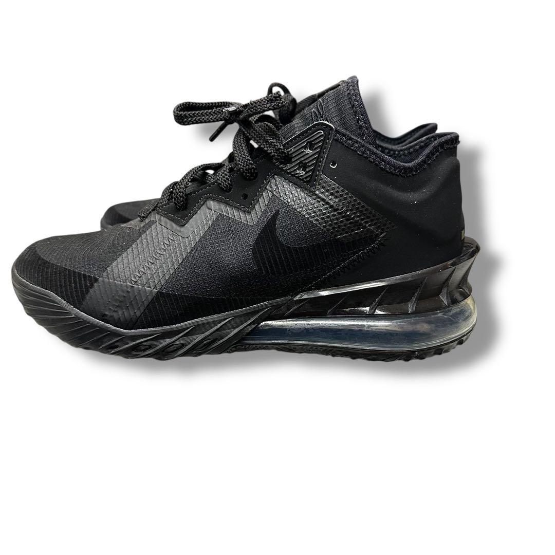 NIKE LEBRON 18 オールブラック